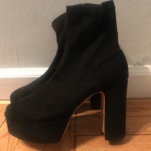 Schutz Susie’s Black platform sock boots size 8